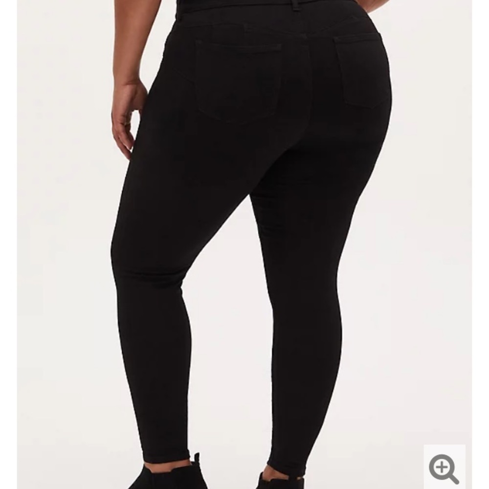 Torrid bombshell skinny jeans